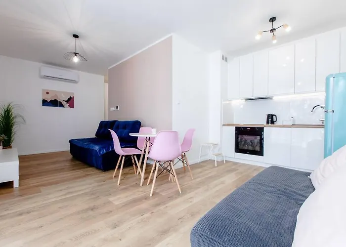 Mini On The Cliff Rewal